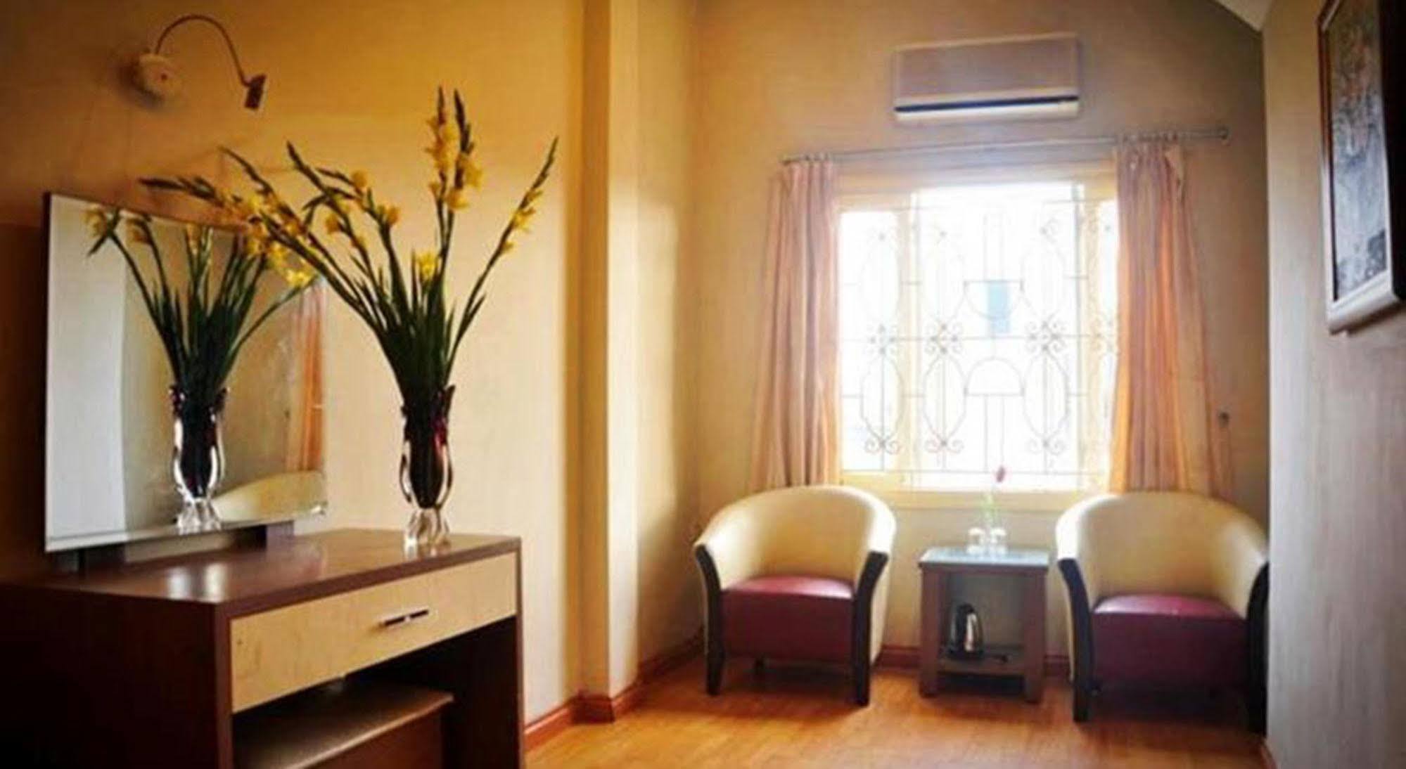 Hanoi Little Center Hotel Exteriör bild